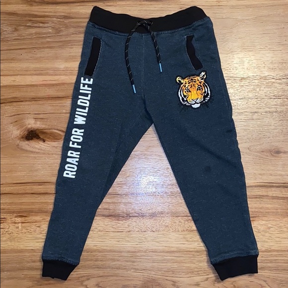 Boys H&M jogging suit set size Small - Picture 7 of 8